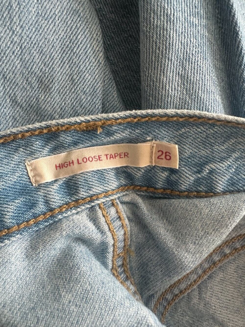 LEVIS High Waisted Taper Jeans - Picture 7 of 7
